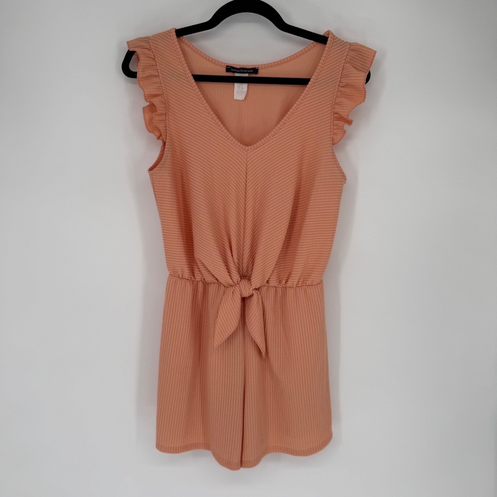 Caution to the Wind Rumper‎ Women's Medium Orange Ruffle Summer Beach Resort
